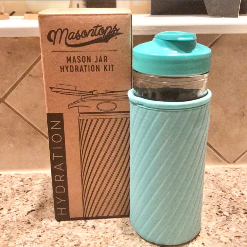MASONTOPS Glass Water Bottle with Neoprene Sleeve